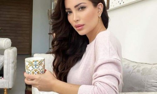 الصاروخ وصل.. نسرين طافش تقع في فخ الصور المسربة بوضعيات ساخنة فشر سما المصري