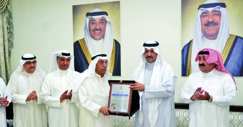 مبارك العبدالله رئيساً فخرياً للنادي البحري