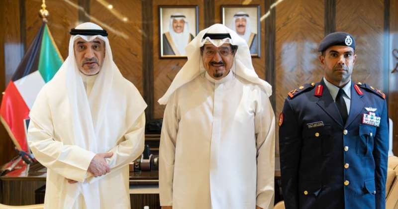 رئيس الوزراء يستقبل النائب الأول ونائب رئيس الأركان