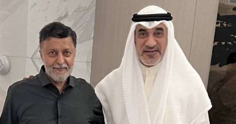 اليوسف يزور العتيقي في تركيا للاطمئنان على صحته