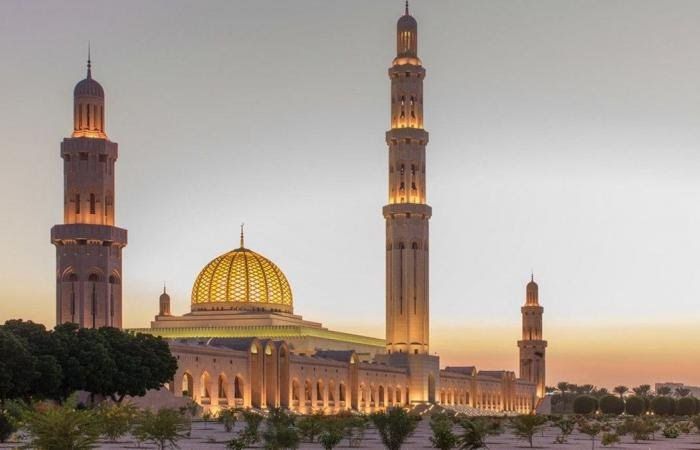تعميم إلى أئمة الجوامع في سلطنة عمان بإقامة صلاة الغائب لشهداء فلسطين