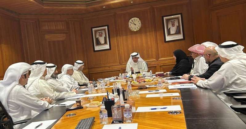 بوشهري يؤكد أهمية إشراك القطاع الخاص بمشاريع إنتاج الكهرباء وتقطير المياه