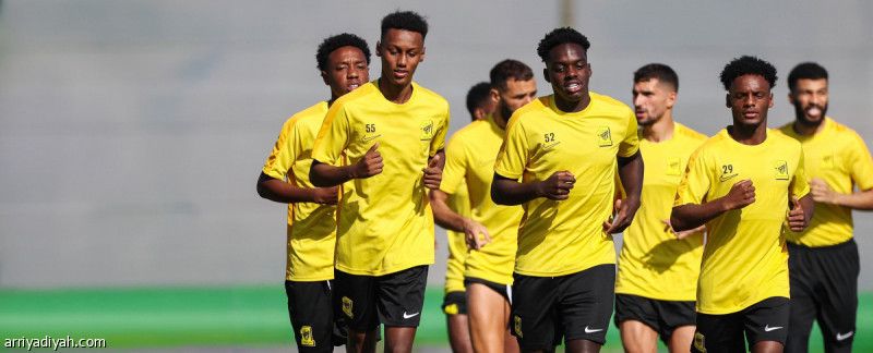 الاتحاد يسترد هوساوي.. ويختبر الشهري