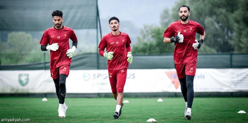 بعد نهاية عقد ريين.. الفتح يفتش عن حارس