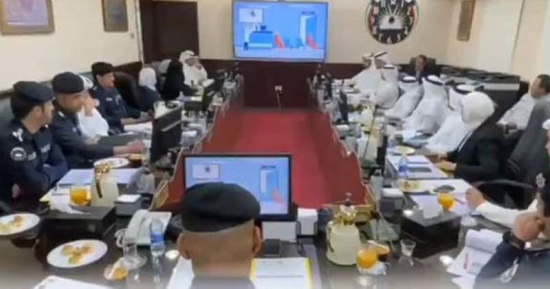 «الداخلية»: اجتماع تنسيقي للجهات المشاركة في مناقشة استحداث آلية تشغيل ورش الحاضنات الحرفية بالمؤسسات الإصلاحية