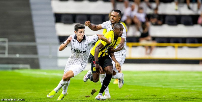 اشتباكات وتدافع يلغيان مواجهة الاتحاد.. والنادي يراجع الأحداث