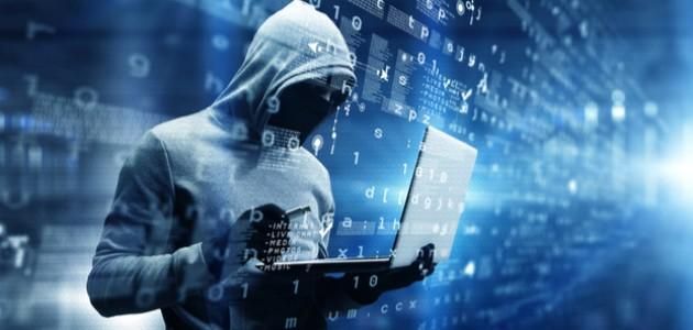 5 آسيويين في قبضة الشرطة لقيامهم بالاحتيال الإلكتروني