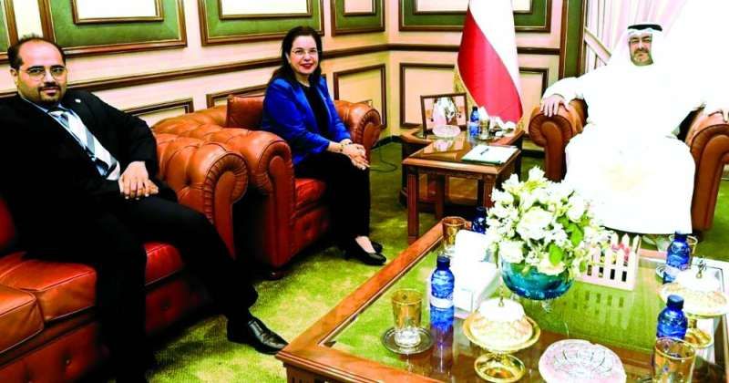 محافظ العاصمة ملتقياً أميرة الحسن وقصي الدعيج