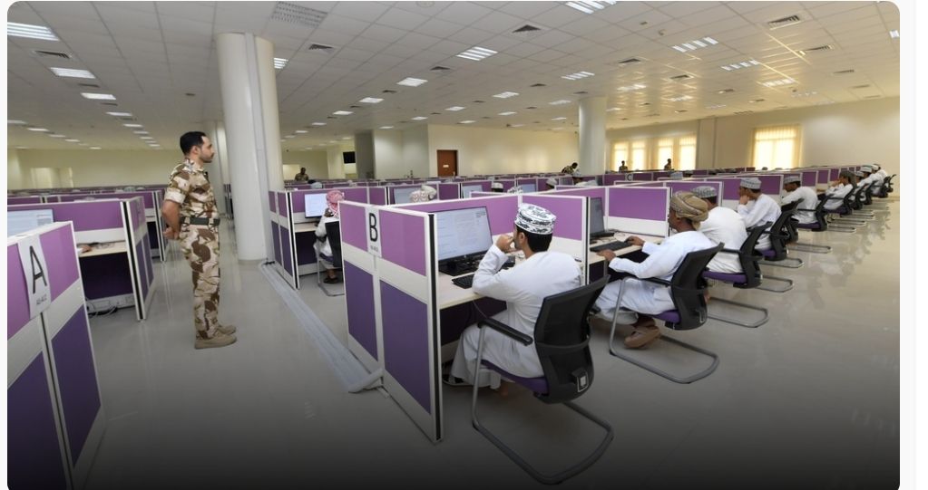 سلاح الجو السلطاني العُماني يبدأ إجراءات التوظيف للضباط المرشحين الطيارين والجويين