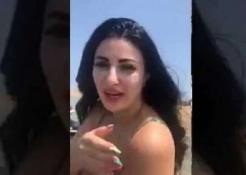 تسريب فاضح للراقصة صافيناز "عارية تماماً" ووالدها يهددها بالحرق