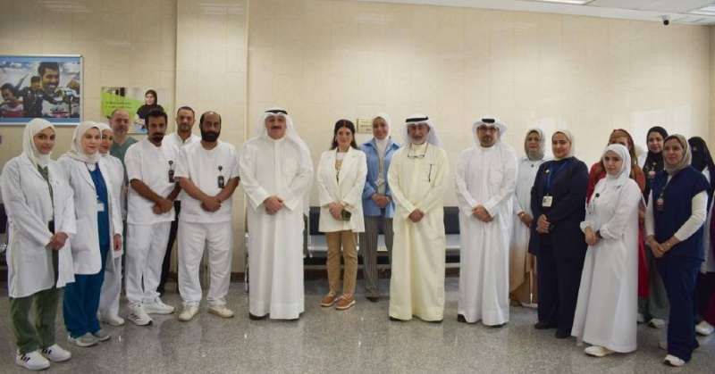 وزير الصحة يفتتح عيادات أسنان الأطفال في مركز الصديق