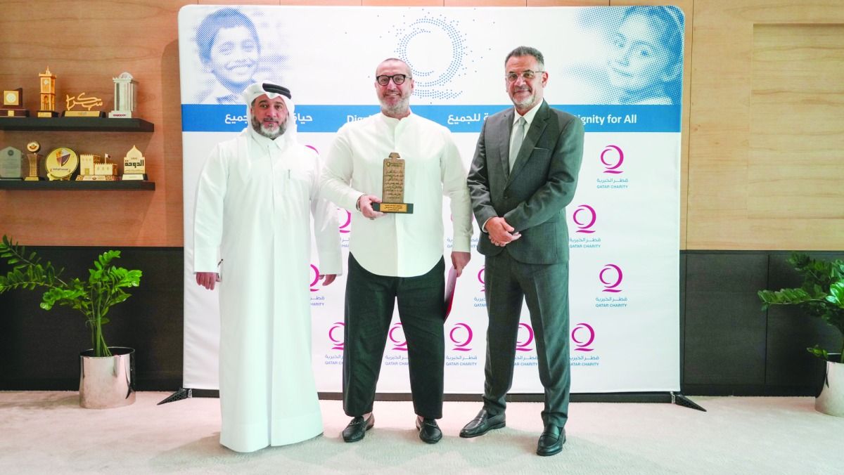 قطر الخيرية توقع اتفاقيتين لدعم العمل الخيري