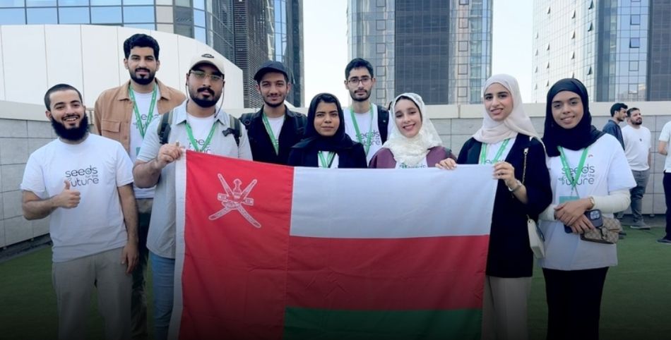 طلبةُ عُمانيون يشاركون في برنامج حول تقنية المعلومات والاتصالات بأوزبكستان