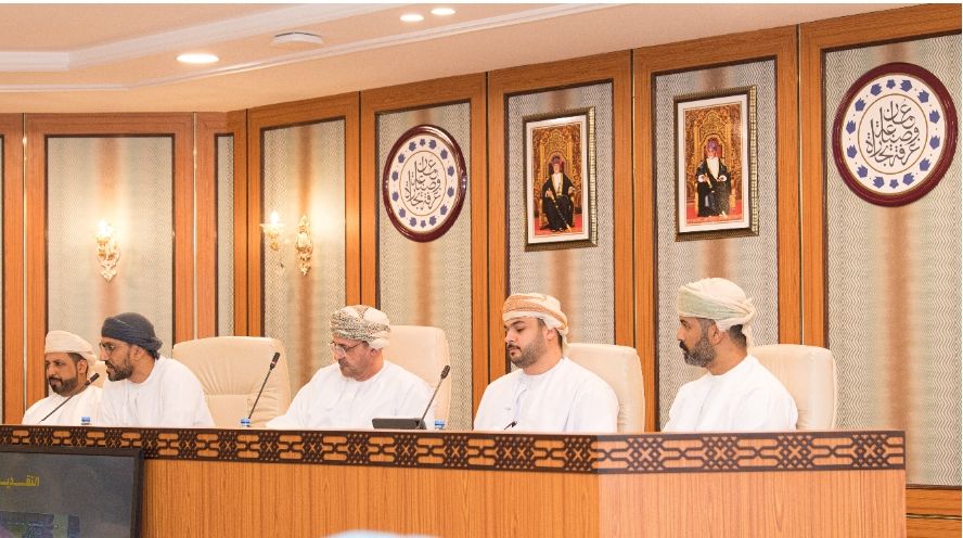 مليارا ريال عُماني حجم “صندوق عُمان المستقبل” لتمويل المشروعات الصغيرة والمتوسطة وتحفيز الاستثمار الجريء