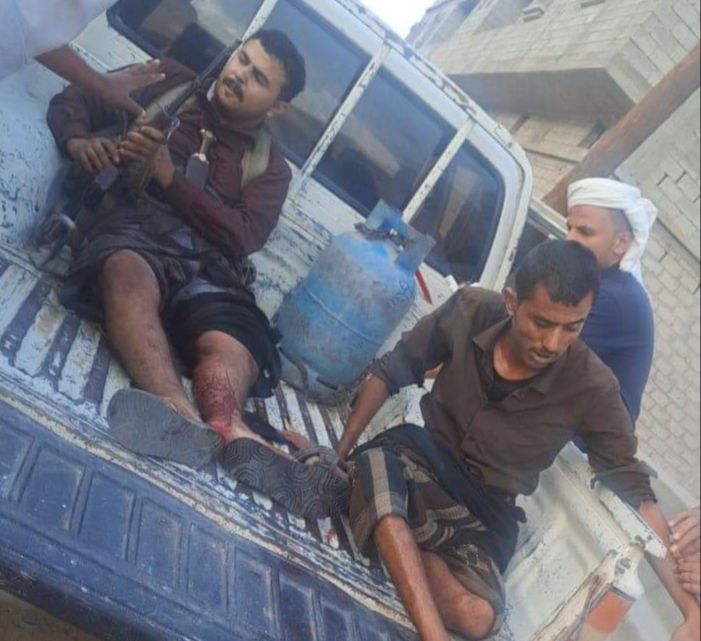 شبوة.. إصابة ثلاثة أشحاص نتيجة اشتباكات بين مسلحين قبليّين في مديرية "نصاب"