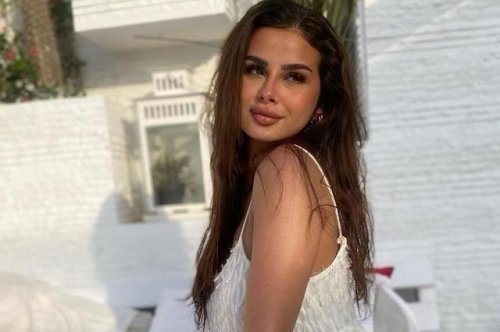 الصاروخ وصل.. بوصلة رقص جريئة منة عرفة هتفرجك الرقص علي اصوله