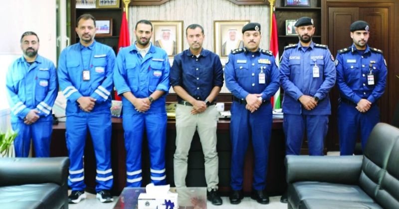 لقطة جماعية لقياديي الإطفاء وممثلي «إيكويت»