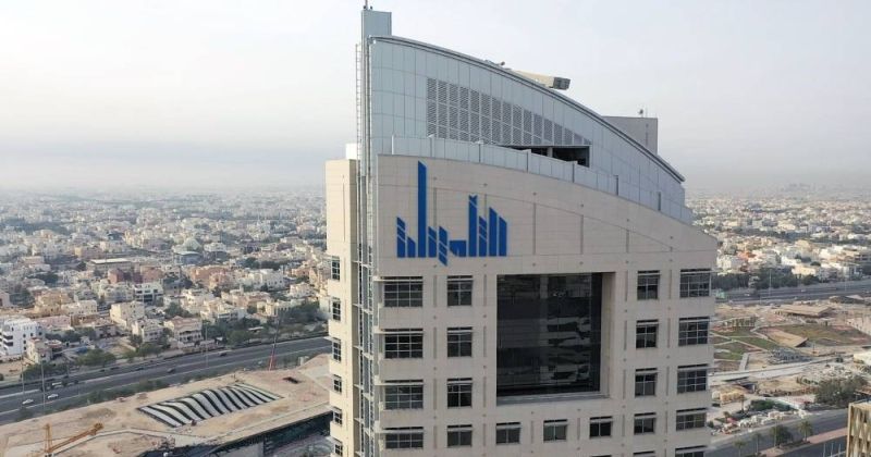 «التأمينات» تنفي تعديل قانونها: سن التقاعد 50 سنة للمرأة و55 للرجل