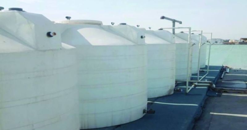 خزانات المياه في إحدى المدارس