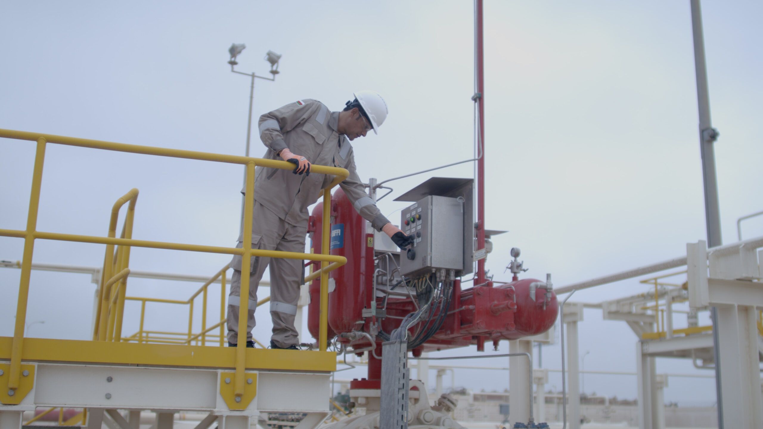 افتتاح مشروع” سيب ” لشبكة الغاز بتكلفة 76 مليون ريال