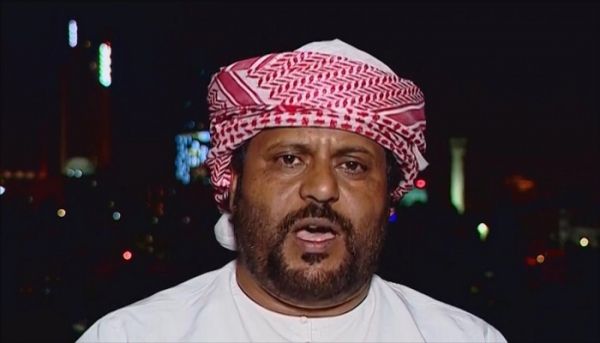 للمرة الثانية.. قوات الانتقالي تقتحم مطار سقطرى لمحاولة منع الشيخ "بن ياقوت" من السفر  