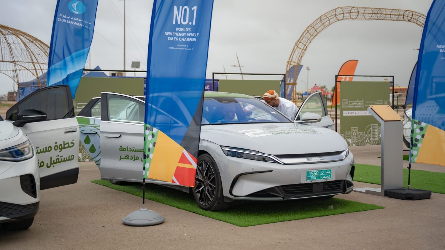 معرض المركبات الكهربائية والفعاليات المصاحبة له “يفتح أبوابه لزوار خريف ظفار
