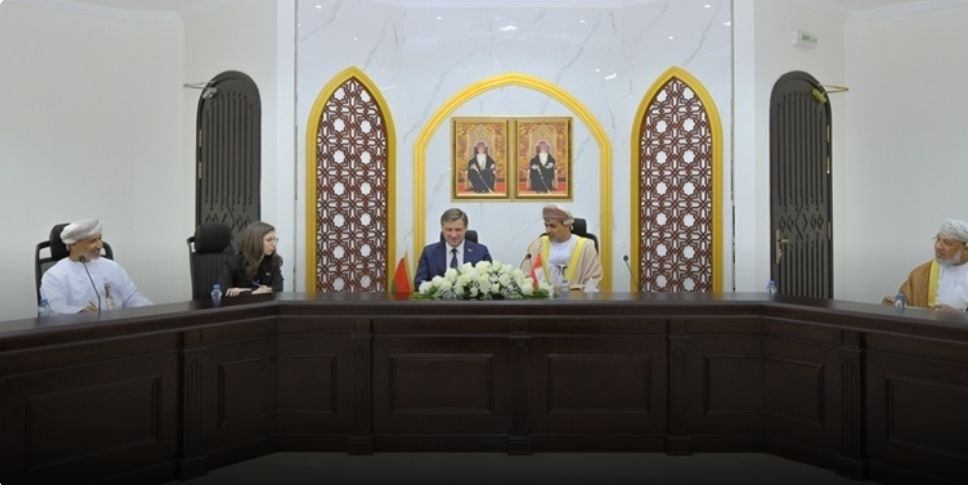 سلطنة عُمان وبيلاروسيا تناقشان مجالات التعاون الزراعي والسمكي