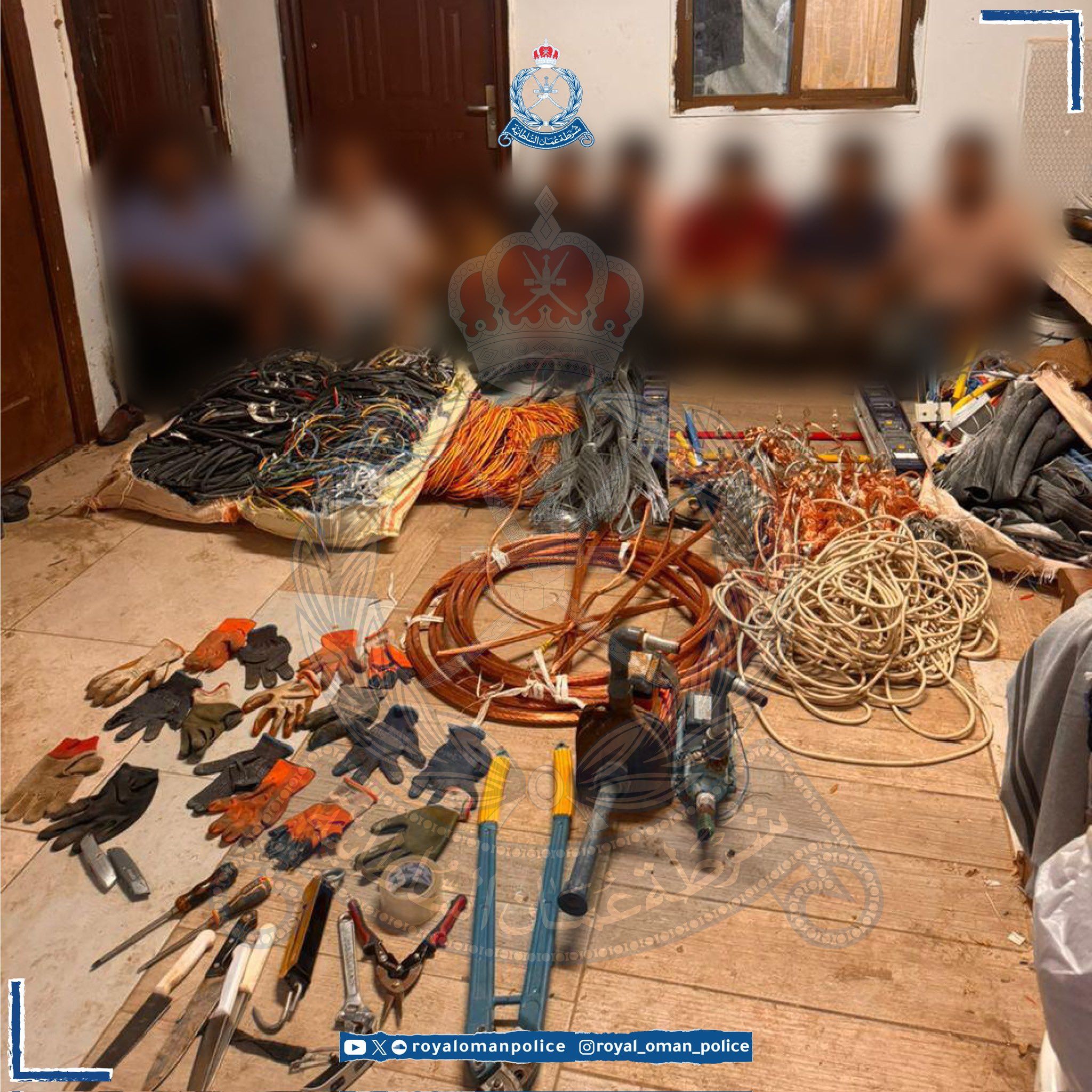 8 لصوص في قبضة الشرطة