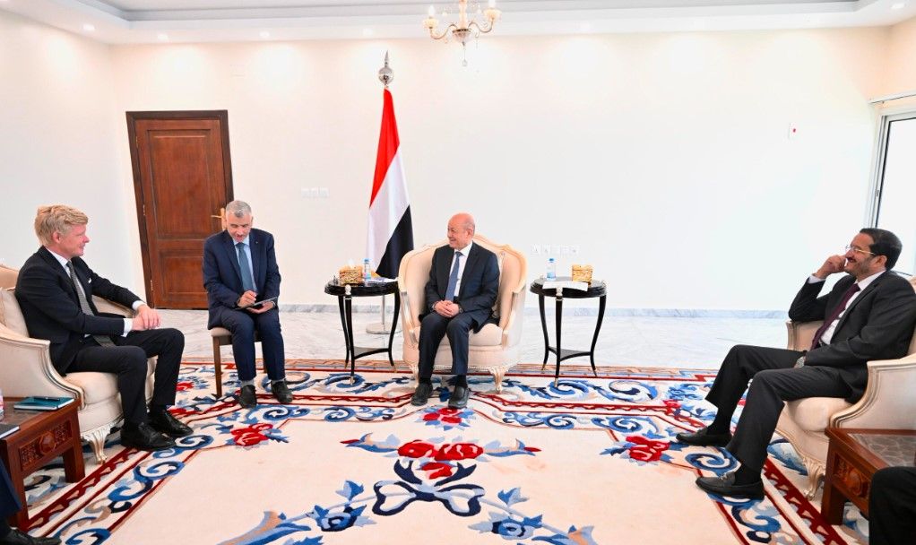 العليمي: محاولة مليشيات الحوثي استهداف منشأة صافر النفطية أحدث دليل على أنها ليست شريكا للسلام