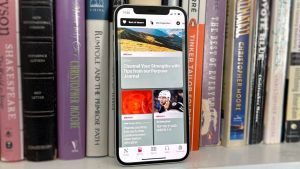 أبل تسرح موظفين يعملون على تطوير تطبيقي الأخبار والكتب الإلكترونية