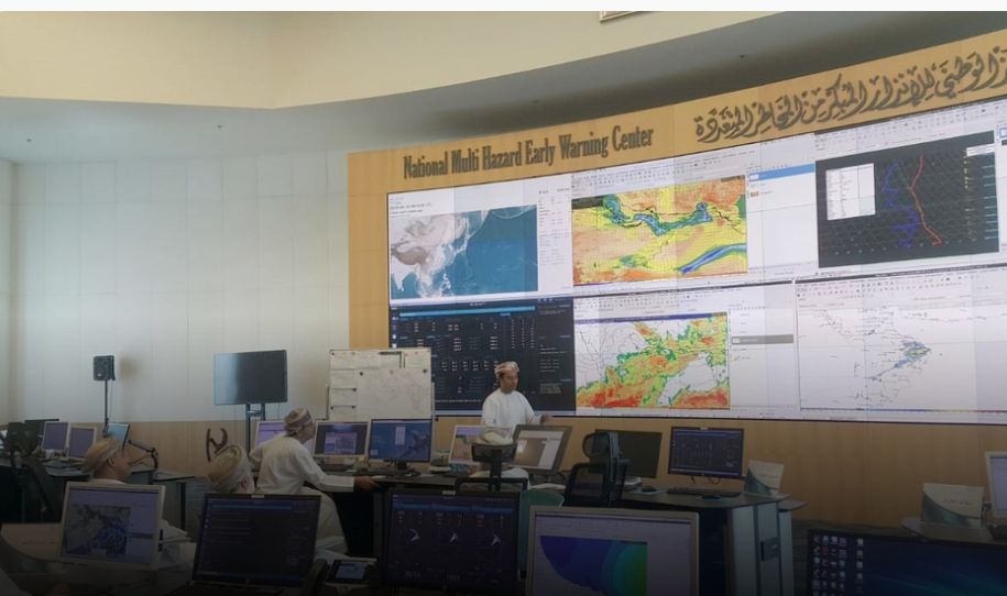 هيئة الطيران المدني: التوقعات تشير إلى الضعف التدريجي وتلاشي العاصفة المدارية