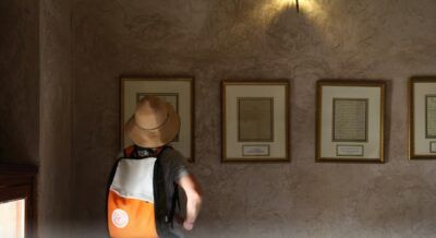 وفد سياحي يزور المعالم السياحية بمسندم