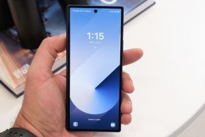 هاتف سامسونج النحيف القابل للطي سيدعم القلم الضوئي