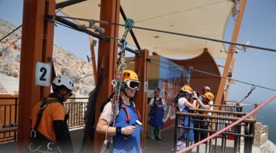 وفد سياحي يزور المعالم السياحية بمسندم