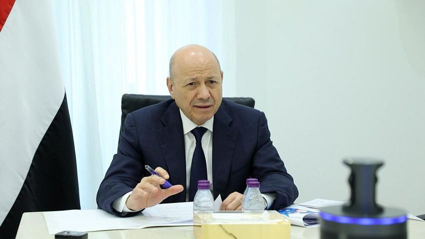 العليمي يشارك في افتتاح المؤتمر الأول لأمراض القلب بتعز ويؤكد التزام الدولة بدعم كامل للقطاع الصحي