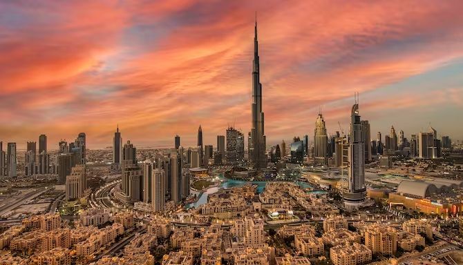 انتعاش نمو القطاع الخاص غير النفطي‭ ‬بالإمارات في أغسطس