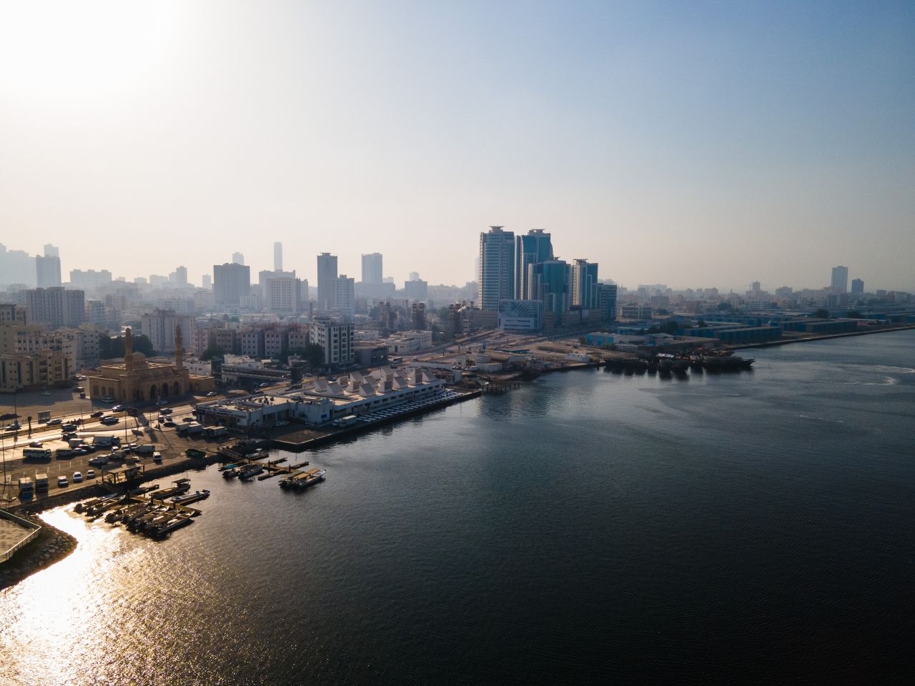 حميد النعيمي 43 عاماً في بناء نهضة عجمان وتعزيز مكانة الإمارات