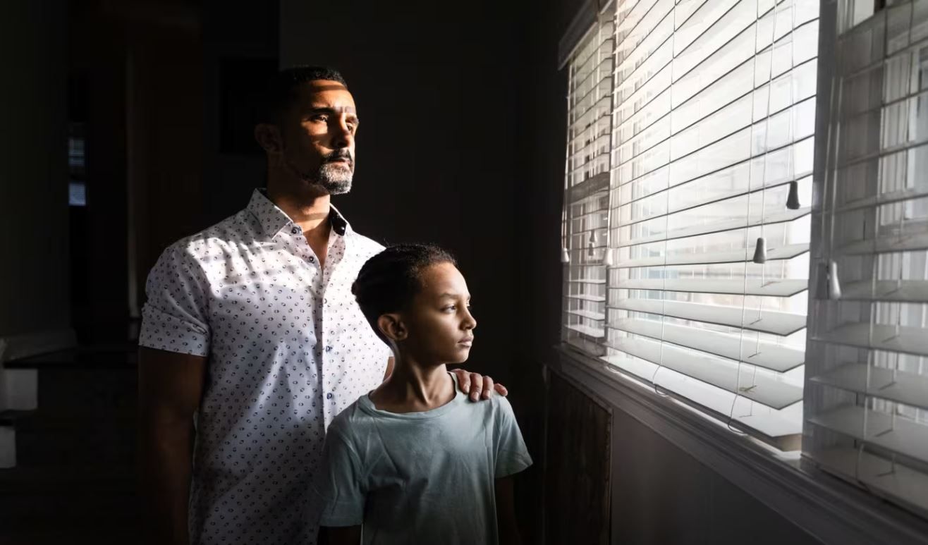 "لا منزل-لا عائلة-لا تقاعد".. التدهور الاقتصادي يبدد "الحلم الأمريكي"