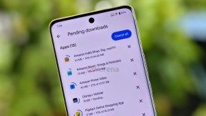 متجر بلاي يسمح بتنزيل 4 تطبيقات في نفس الوقت
