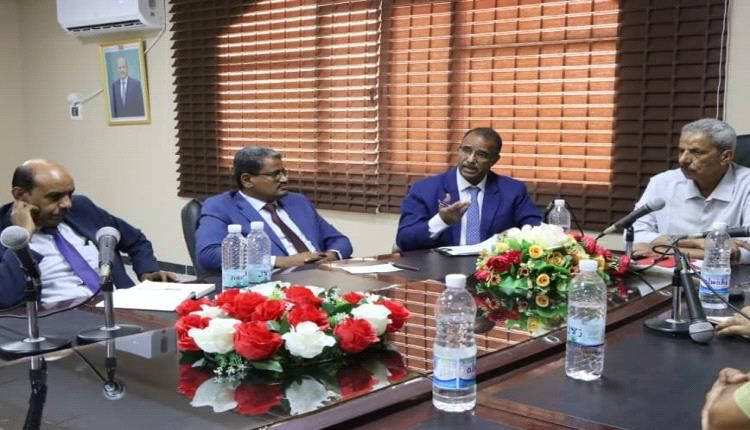 لحج.. اجتماع أمني يقر تشكيل سريّة عسكريّة لحماية الأراضي في المحافظة