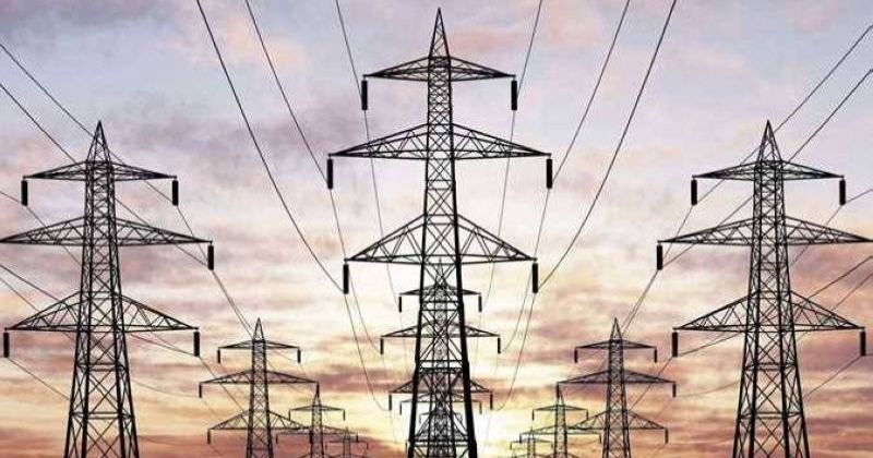 إعادة التيار الكهربائي إلى 8 مناطق سكنية