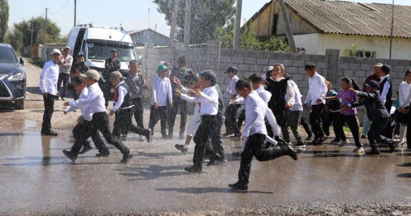 في يومها الثالث بـ «قيرغيزيا».. «شركاء الخير 16» تفتتح محطة مياه كبرى و6 شبكات ومسجد ومركز قرآن و«مستشفى الغدد وغسيل الكلى»