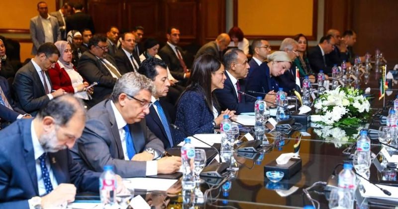 رانيا المشاط خلال الاجتماع