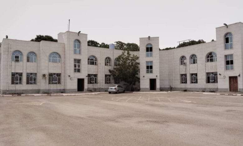 إتحاد طلاب جامعة عدن يطالب بإعادة النظر بشأن تحويل سكن الطالبات إلى مقر لكلية الإعلام