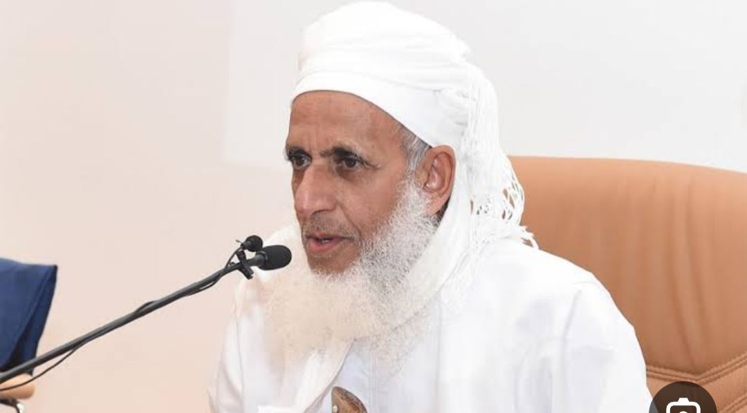 الخليلي يشيد بانسحاب نادي العامرات من مسابقة يشارك فيها الاحتلال