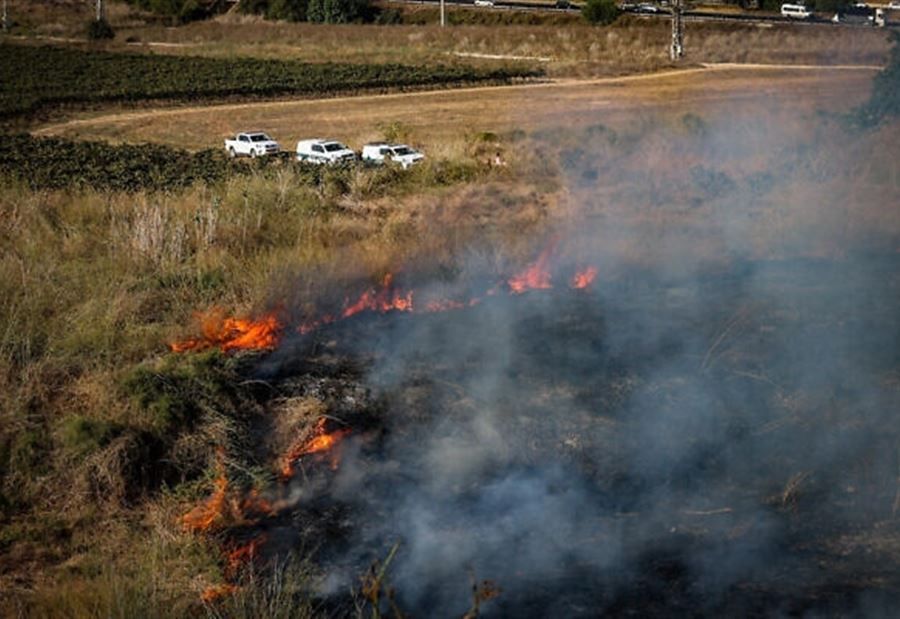 اليمن.. الحوثيون يتبنون هجوماً صاروخياً على تل أبيب ويقولون إنه استهدف "هدفاً عسكرياً"