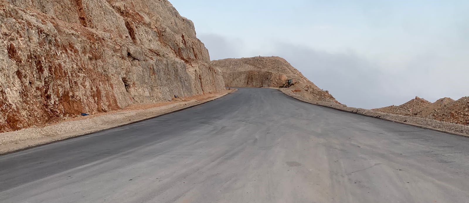 93 بالمائة نسبة إنجاز مشروع طريق (أرجوت – صرفيت) بولاية ضلكوت