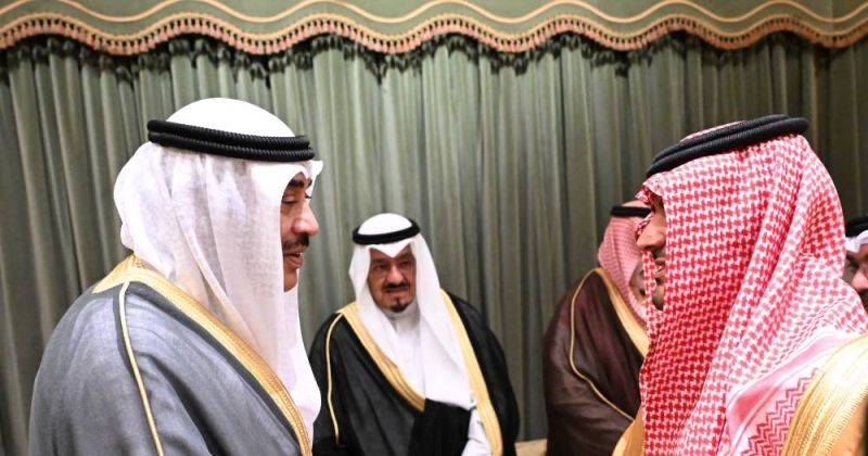 سمو ولي العهد يستقبل شخصيات رسمية خليجية للتعزية بوفاة الشيخ جابر المبارك