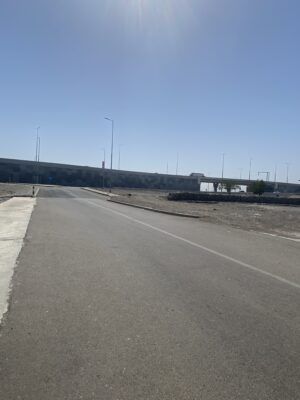 علامات إستفهام حول إحدى شوارع ولاية السيب .. ما القصة ؟!