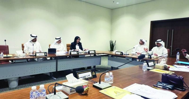 جانب من اجتماع لجنة حولي في المجلس البلدي